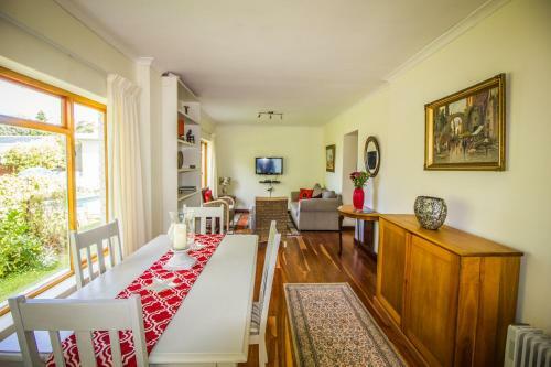 Constantia Villa