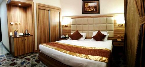 Roshan Al Azhar Hotel
