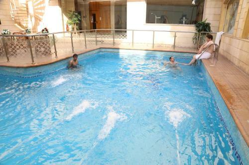 Roshan Al Azhar Hotel