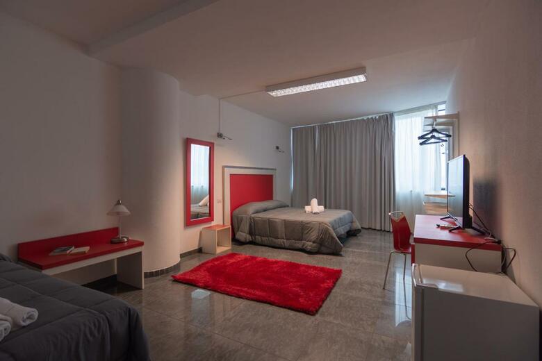 Hostal Delta Dream Centro Soggiorno Studi
