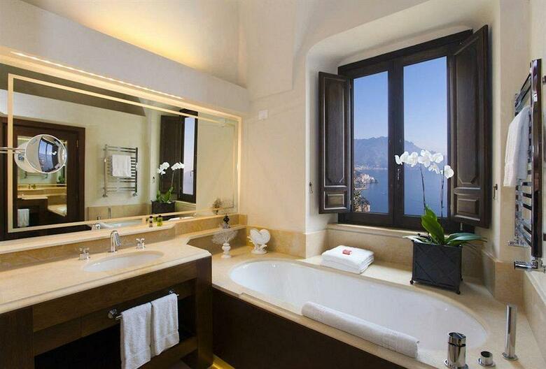 Monastero Santa Rosa Hotel & Spa