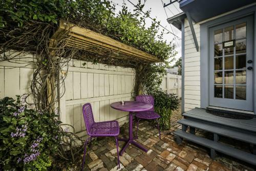 Carriage Way Bed & Breakfast