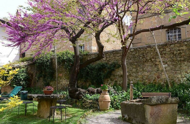 Hostal Il Giardino Segreto