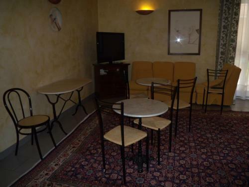 B&B Xenia