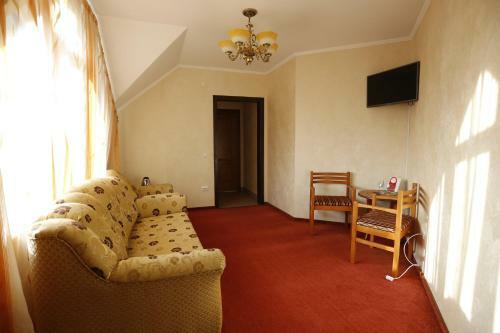 Hotel Tsvit Paporoti