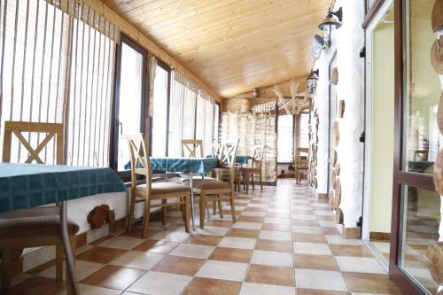 Hotel Tsvit Paporoti