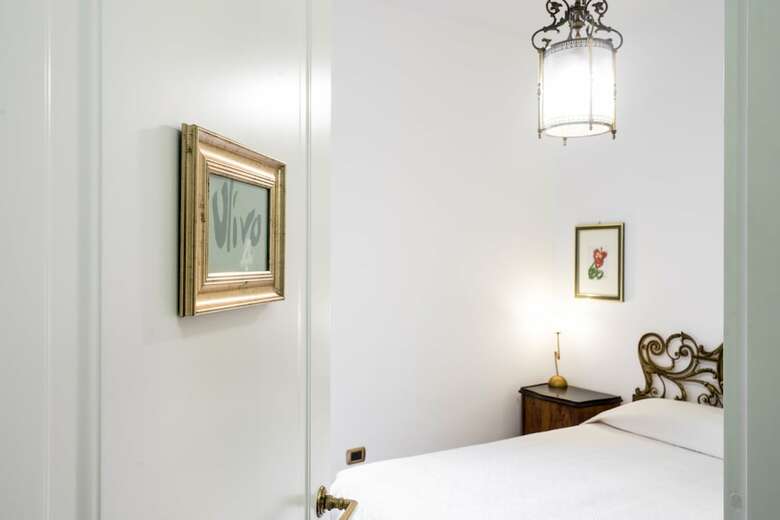 Hostal Esagono Monello