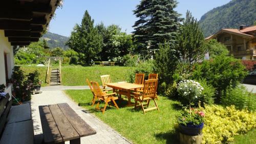 Hostal Haus Grugger Appartements