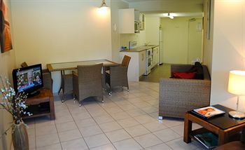 Aparthotel The Port Douglas Queenslander