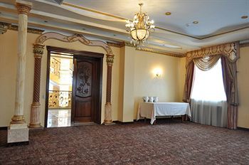 Pirosmani Hotel