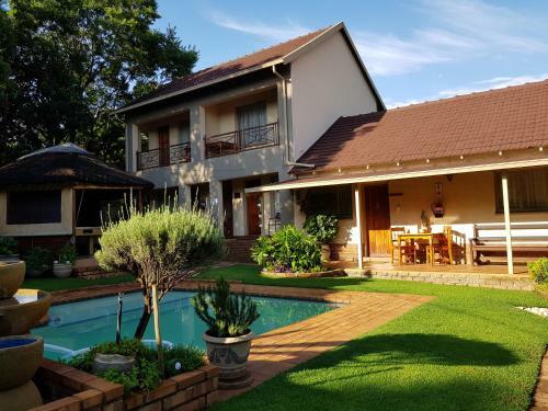 Hostal Aandbloem Guest House