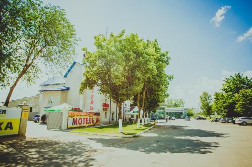 Motel Formula 1