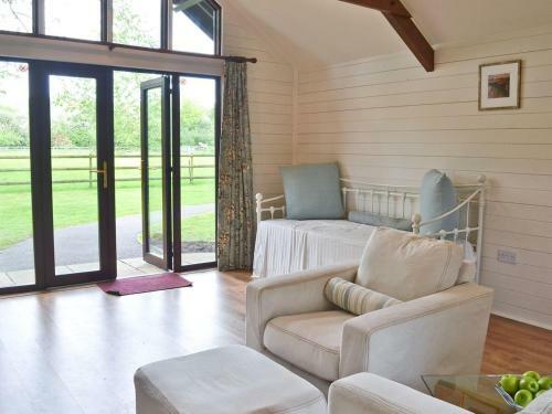 Strawberry Lodge