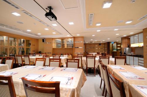 Majesty Hotel