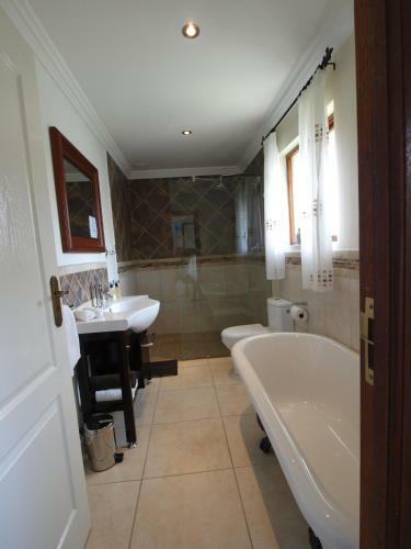 Candlewood Lodge