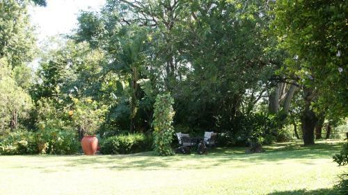 Hostal Laughing Waters Guest House
