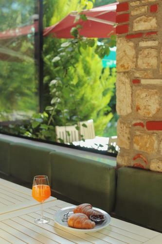 Hostal Hotel Natali