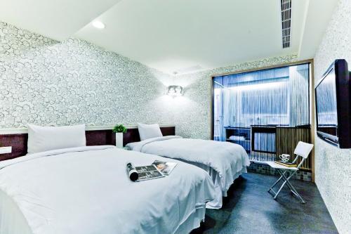 The Longstay Hotel