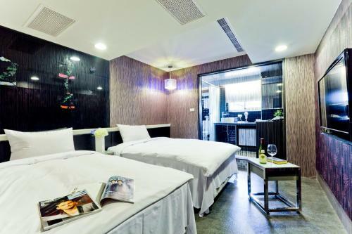 The Longstay Hotel