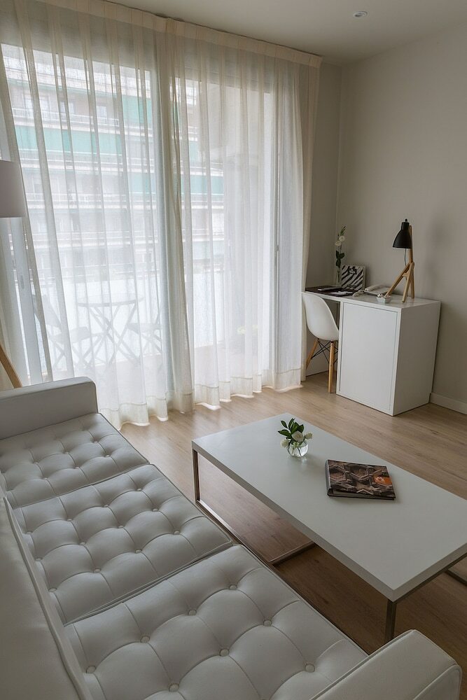 Apartamentos Turisticos Madanis