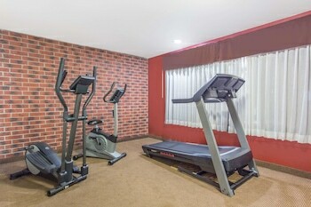 Hotel Baymont Inn And Suites Dubuque