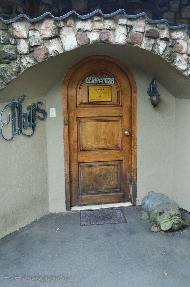 Bed & Breakfast Five A Morris