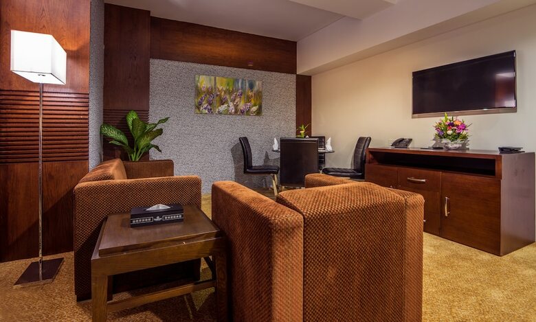Hotel Long Beach Suites Dhaka