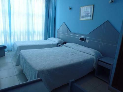 Hostal Alda Albor�n Rooms