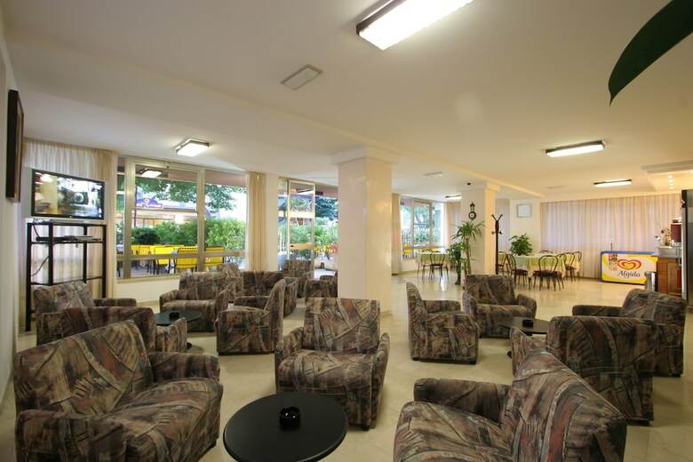 Mon Hotel