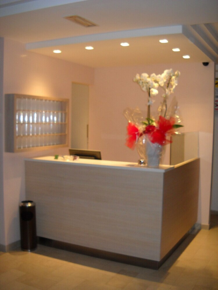 Mon Hotel