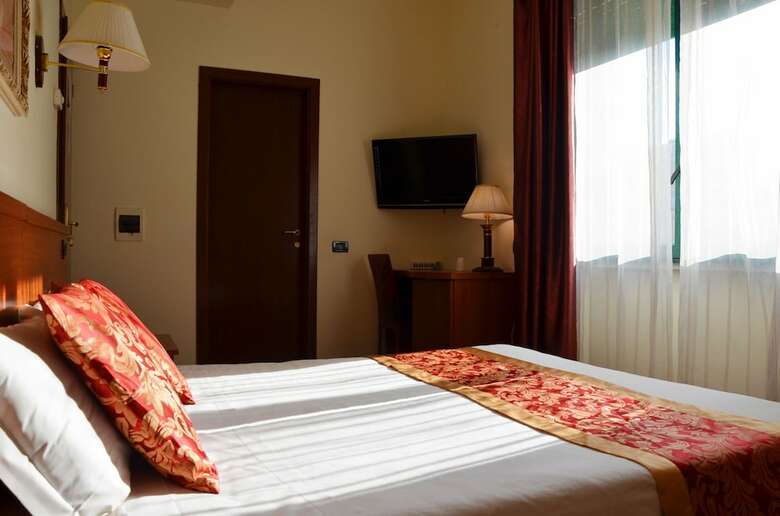 Geo Hotel