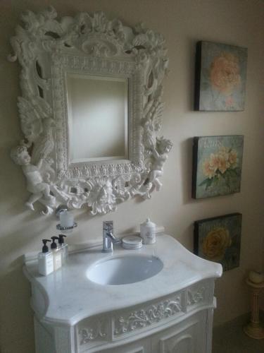 Hostal Valdior Guest House