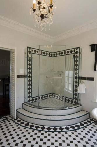 Hostal Valdior Guest House