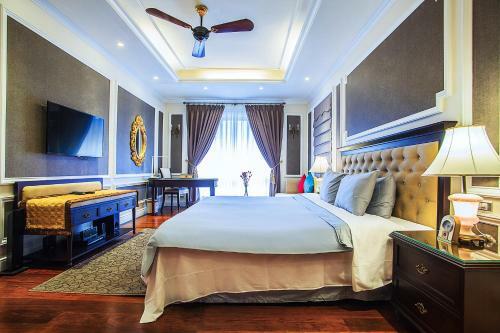 New Era Hotel
