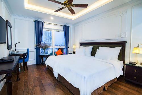 New Era Hotel