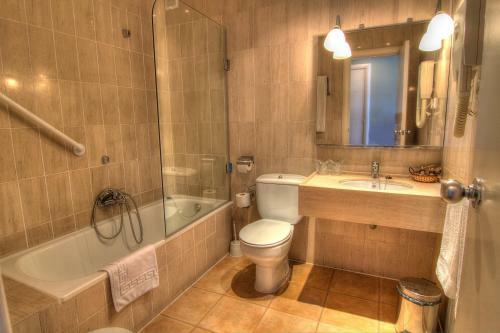 Hotel Azar