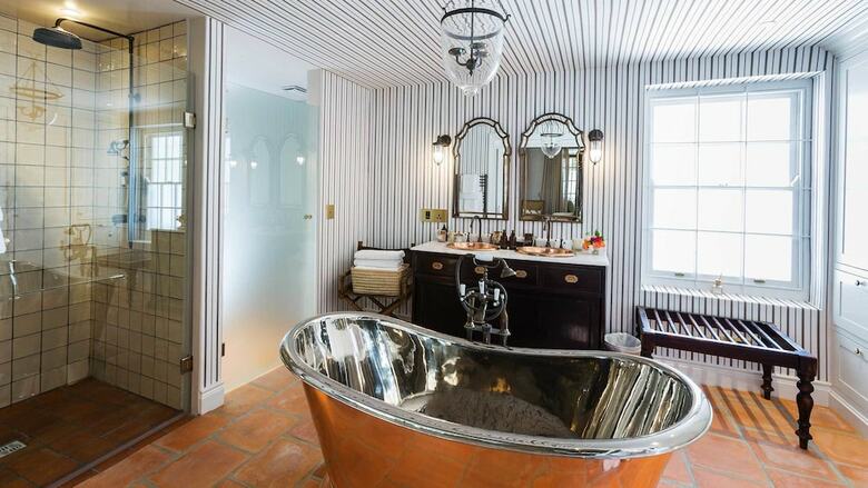 Hostal Akademie Street Boutique Hotel And Guesthouses