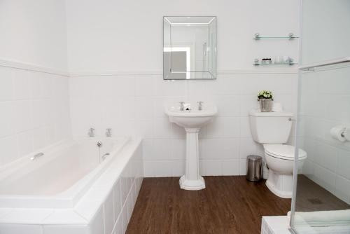 River Manor Boutique Hotel And Spa