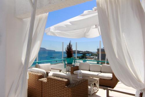 Hotel Rocas De Bah�a