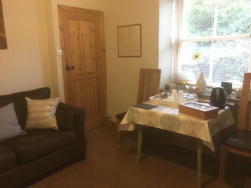 Garth Engan Private Self Contained B&B With Garden Area
