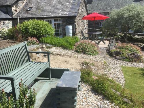 Garth Engan Private Self Contained B&B With Garden Area