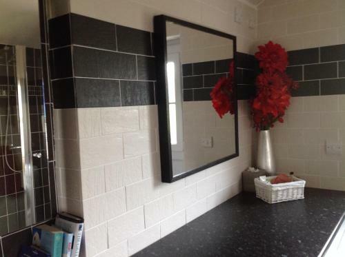Garth Engan Private Self Contained B&B With Garden Area