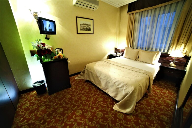 Hotel Pera Rose