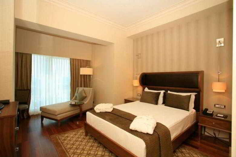 Hotel Titanic City