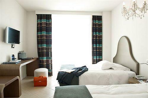 Blu Suite Hotel