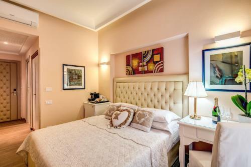 Hostal Rome55