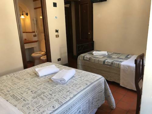 Hostal Okapi Rooms