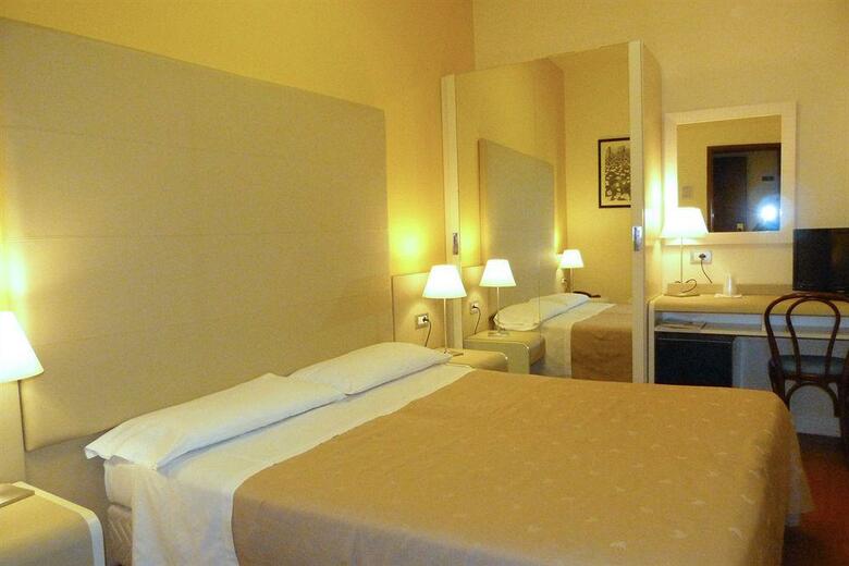 Hotel Centrale Byron