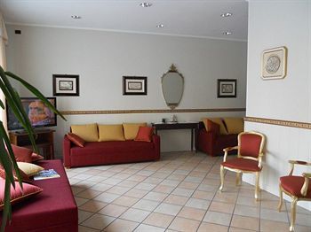 Hotel Pellegrino E Pace