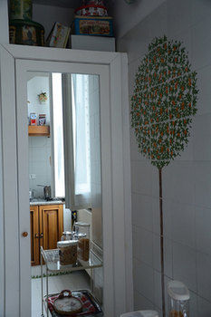 Bed & Breakfast Language And Art